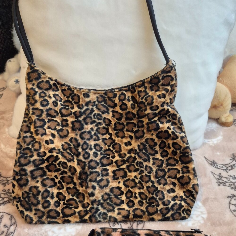 Leopard Print Shoulder Bag with Zipper Closure and Small Leopard pouch